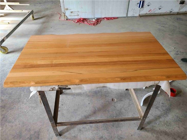 China Beech Wood Live Edge Dining Table Top