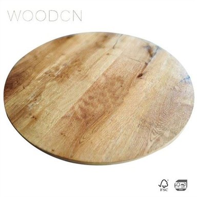 Spisebord i eik i skinn